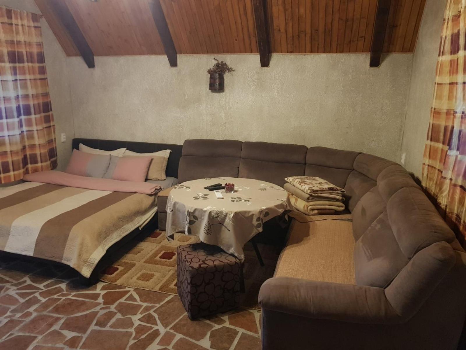 Detached House Milivoje 호텔 Poscenje 외부 사진