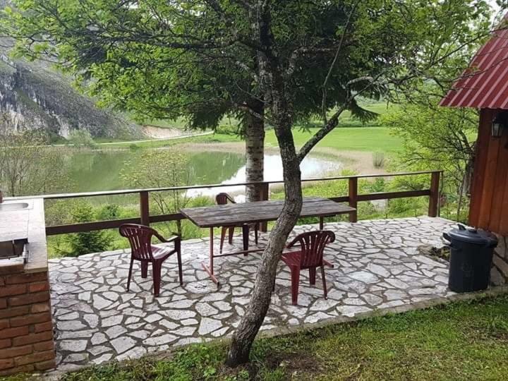 Detached House Milivoje 호텔 Poscenje 외부 사진